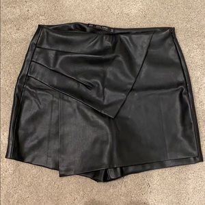Zara faux leather skort